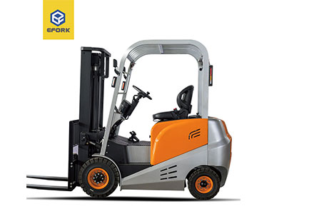 Sila Pasang Tali Pinggang Keselamatan Anda Semasa Memandu Forklift