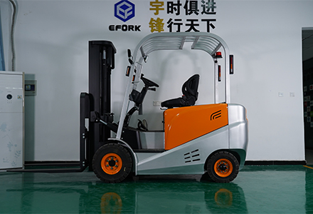 Langkah berjaga-jaga untuk pemilihan model forklift elektrik